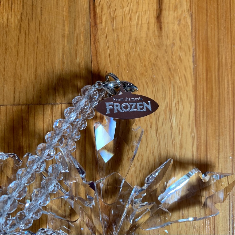Disney's Frozen Movie Commemorative Snowflake Ornament Collectible - Picture 4 of 11
